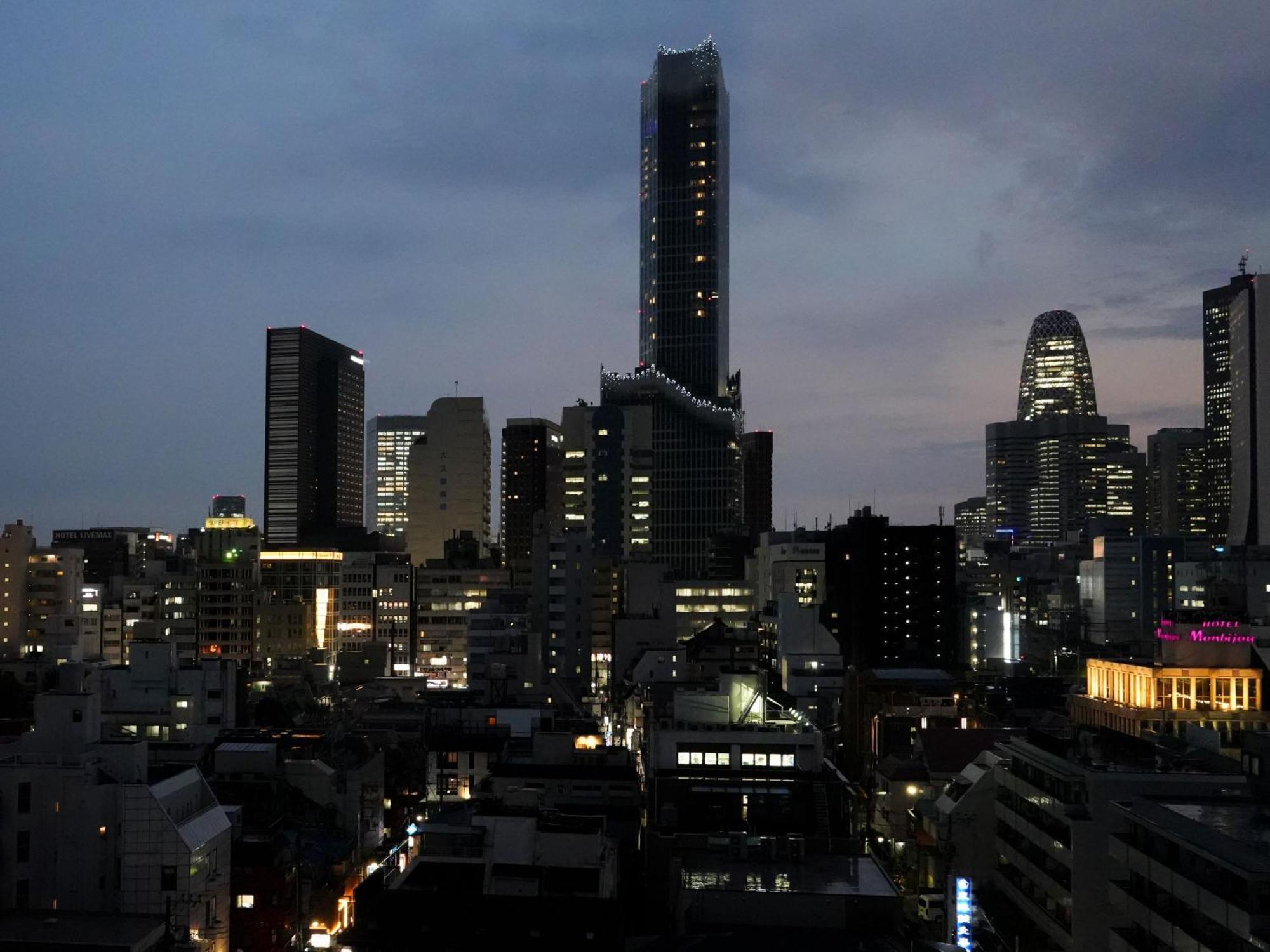 Rembrandt Cabin Shinjuku Shin-Okubo Tokyo Dış mekan fotoğraf